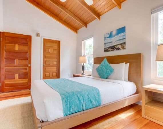 Placencia Belize four bedroom beach house