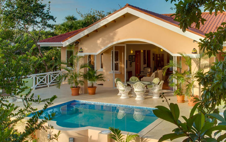 Placencia Belize Luxury accommodations 2 bedroom