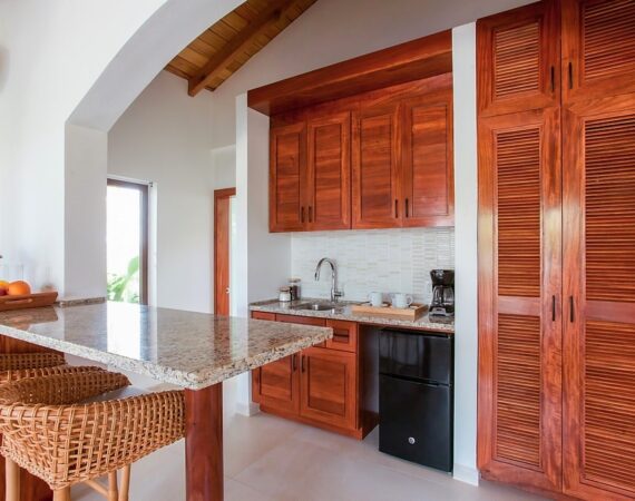 Placencia Belize one bedroom Beach house