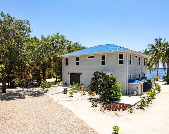 Placencia Belize four bedroom beach house