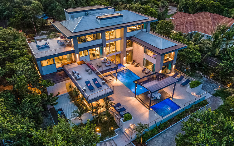 Placencia Belize luxury accommodations